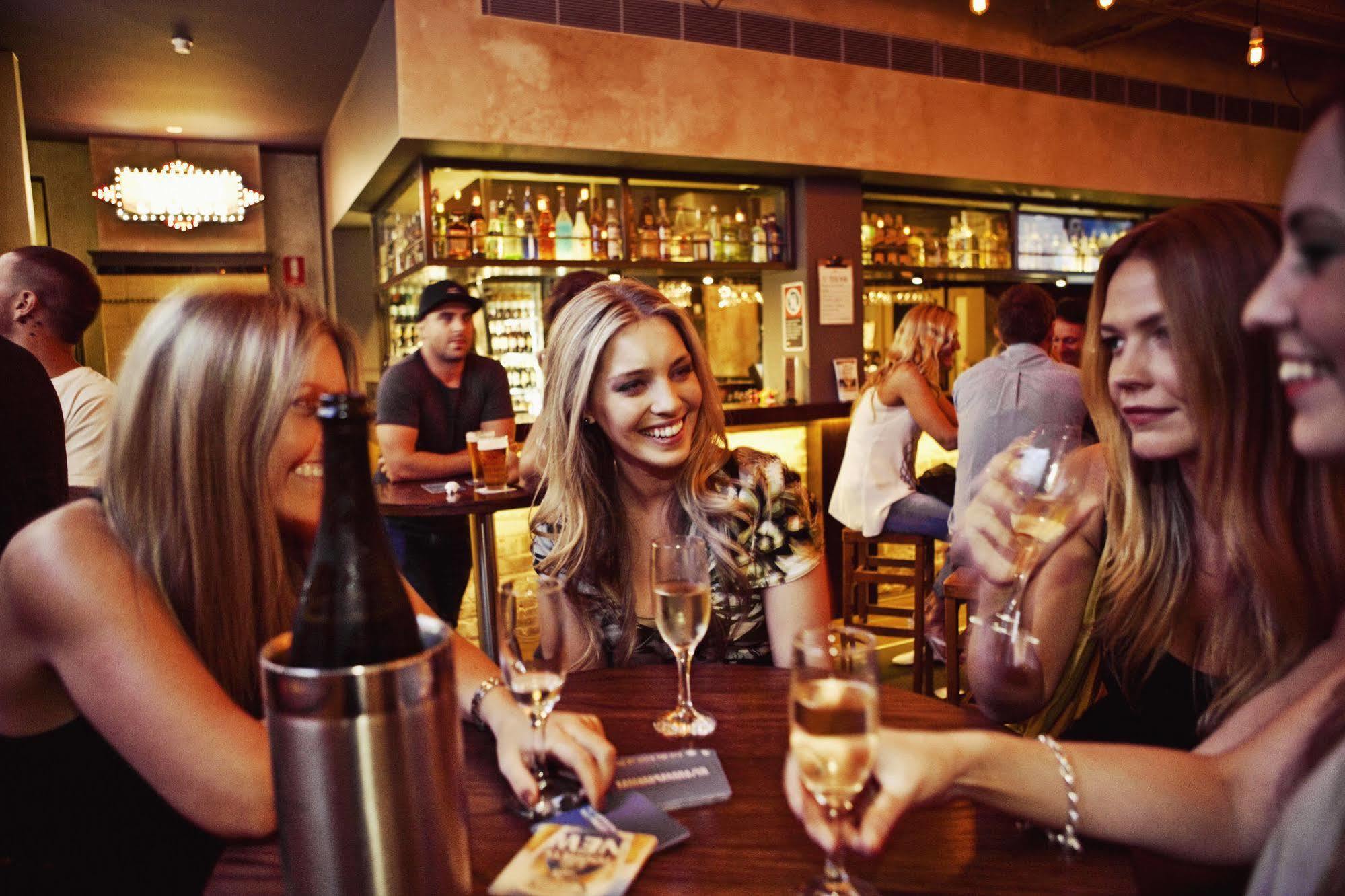 The Burwood Inn Newcastle Esterno foto
